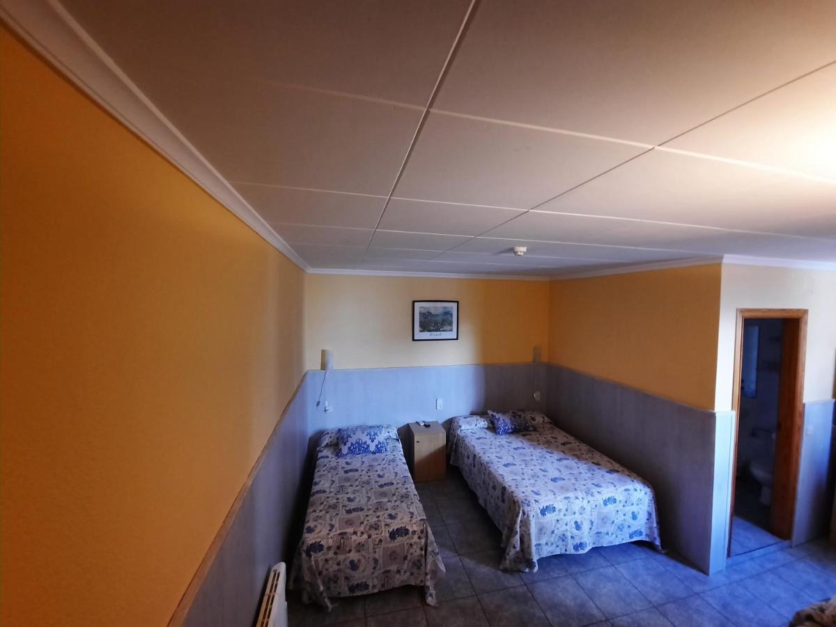 Hostal Alba الباثيتي المظهر الخارجي الصورة
