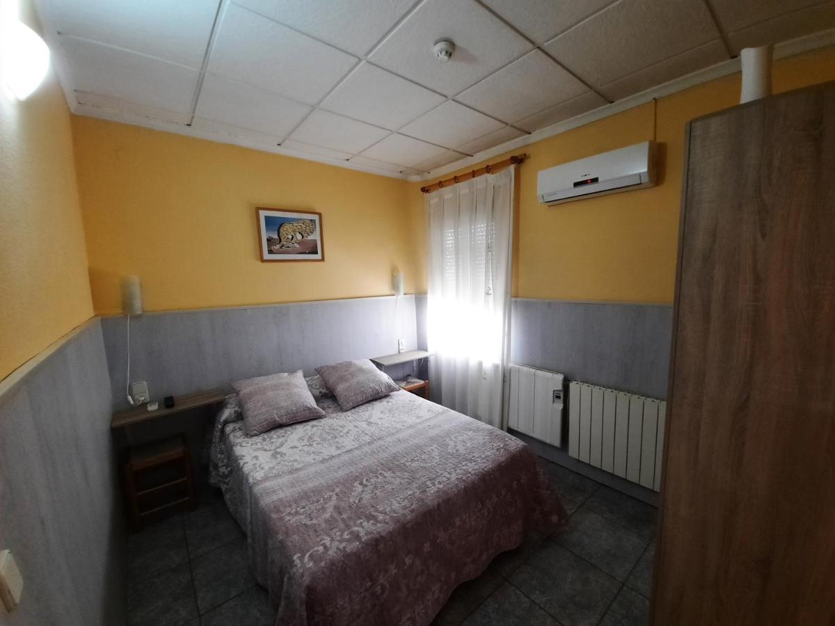 Hostal Alba الباثيتي المظهر الخارجي الصورة